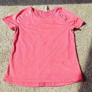 Pink tshirt